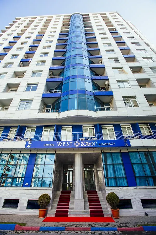 Hotel West באטומי 3*,  גאורגיה