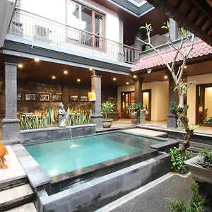 https://yunis-house.ubudhotelsnow.com